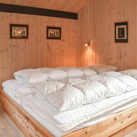 Mollevangen Oksbol X *